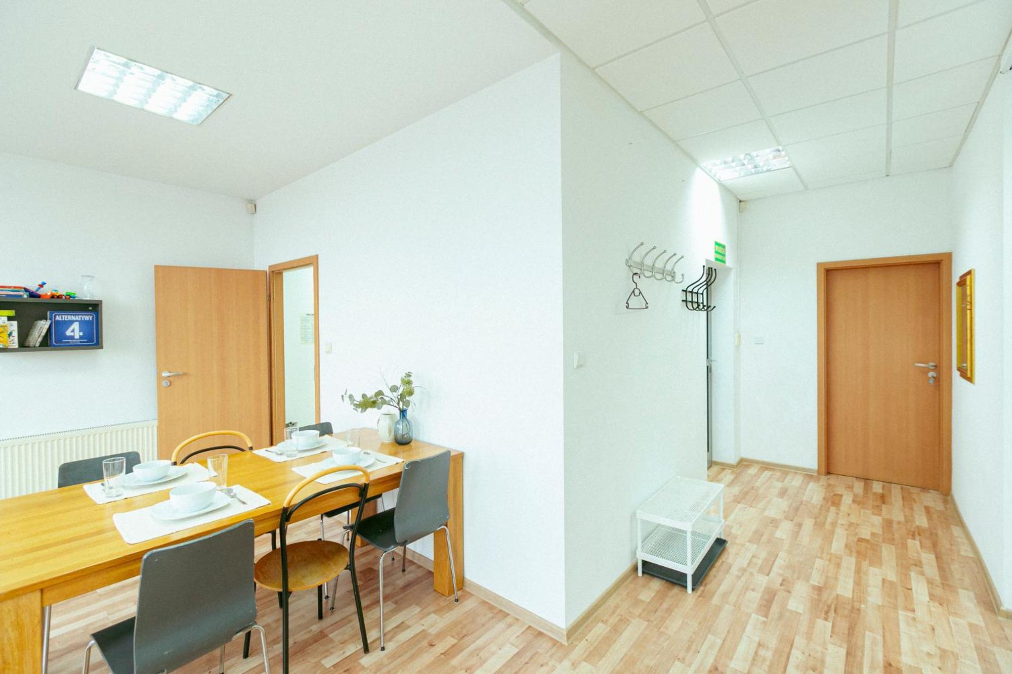 Hostel Metro Kabaty Warsaw Luaran gambar