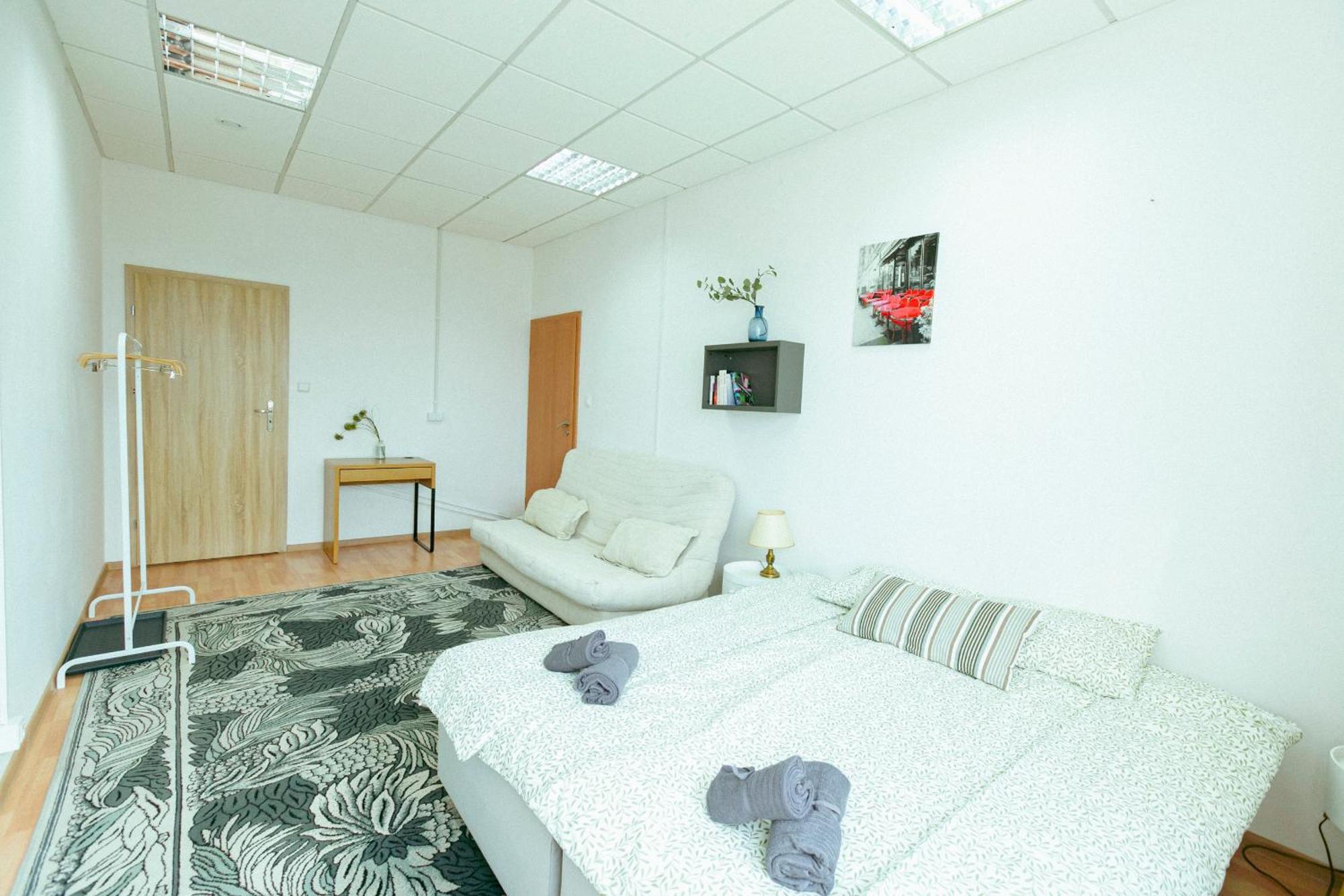 Hostel Metro Kabaty Warsaw Luaran gambar