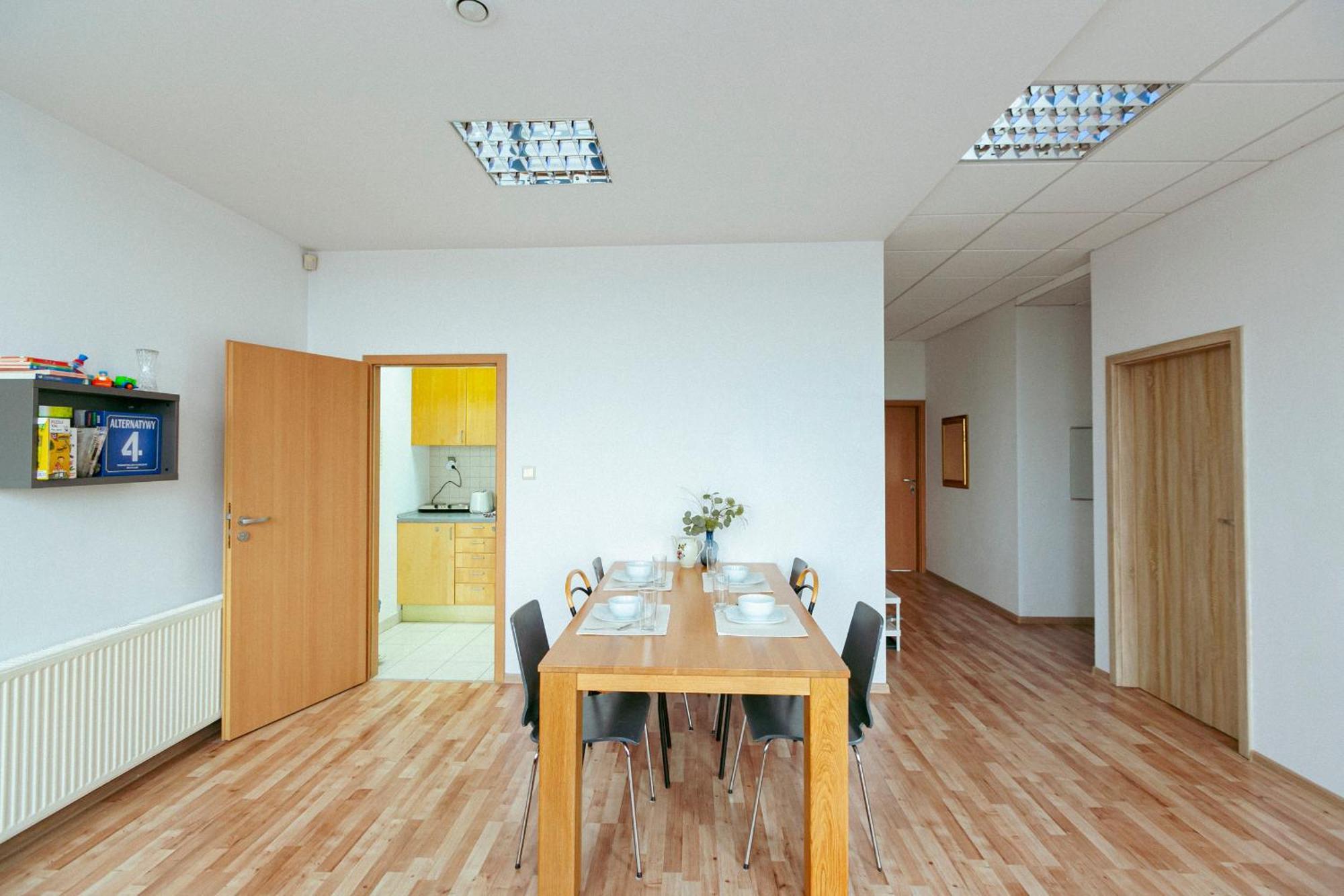 Hostel Metro Kabaty Warsaw Luaran gambar